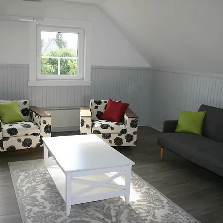 Ida Family House With Sauna Kuressaare